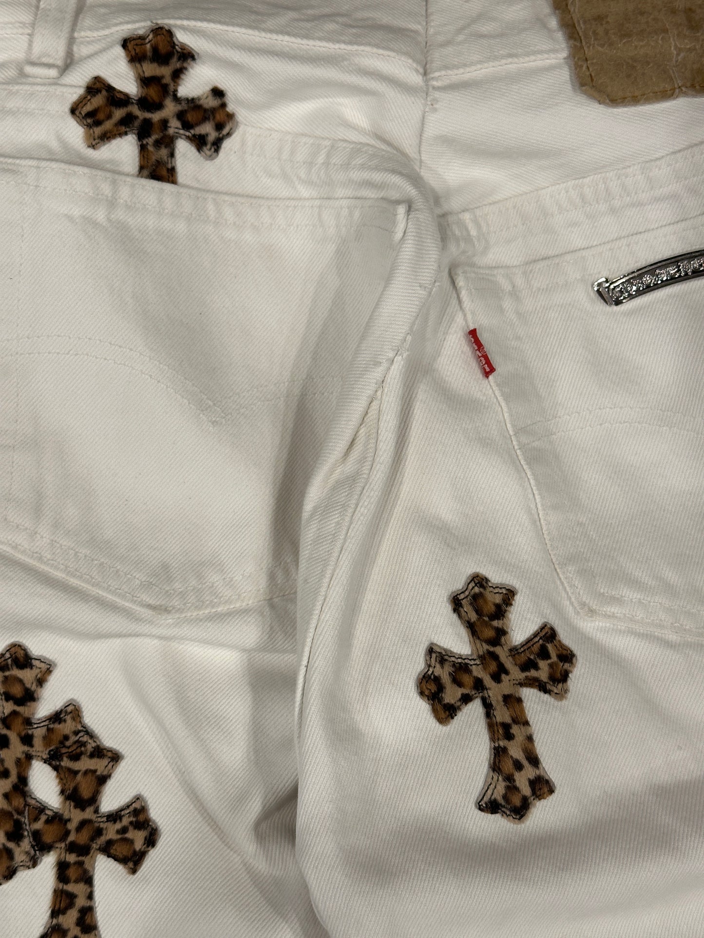 Chrome Hearts Cheetah Cross Patch White Levi Jeans sz 31 TAILORED